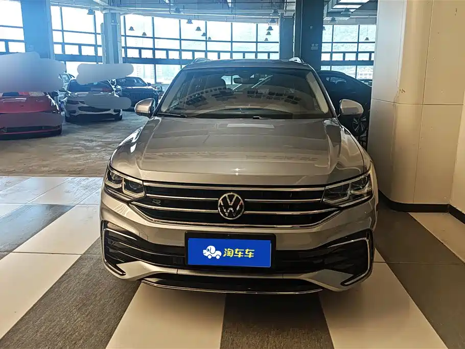Volkswagen Tiguan L 2022 330TSI Automatic 2WD R-Line Flagship Edition фото 2