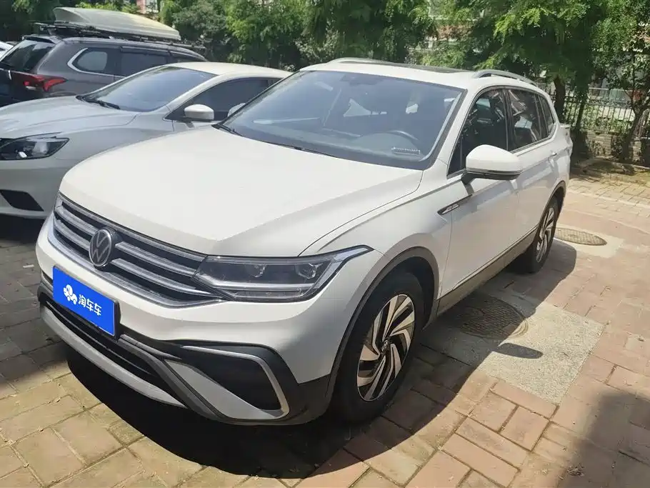 Volkswagen Tiguan L 2024 300TSI Auto 2WD Smart Edition