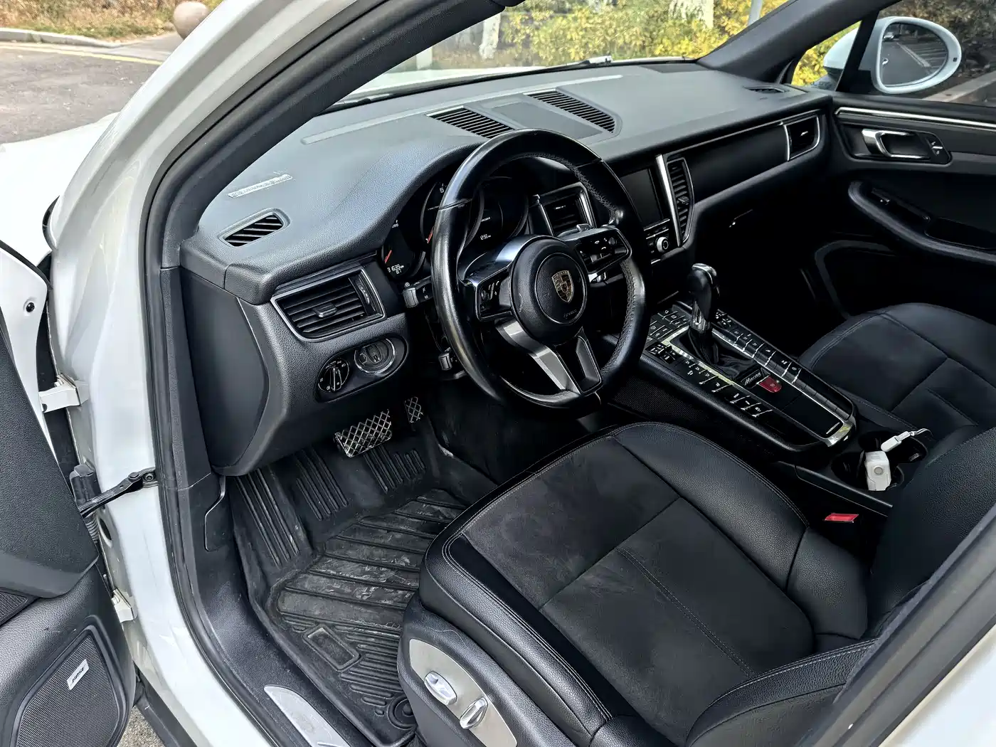 Porsche Macan 2016 Macan 2.0T фото 3
