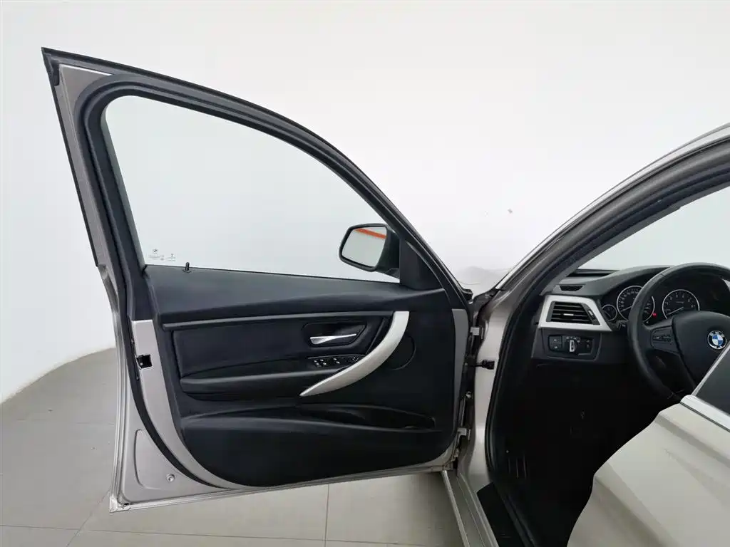 BMW 3 Series 2015 320Li Super Joy Fashion фото 8