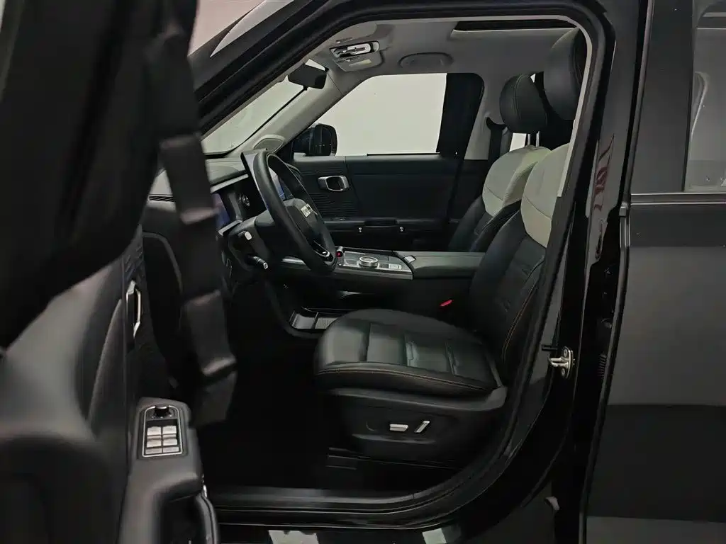BAIC ORV Beijing Off-Road BJ30 2024 1.5T Magic Core E-Drive Standard Edition фото 10