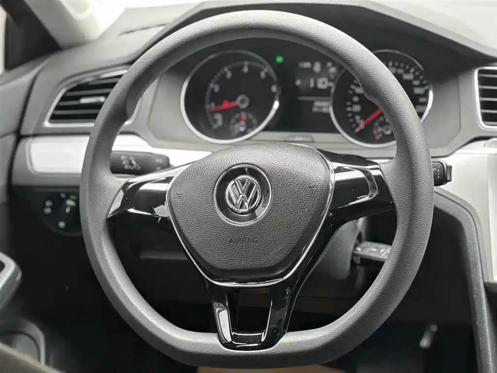 Volkswagen Lamando 2018 230TSI DSG Trend Edition фото 13