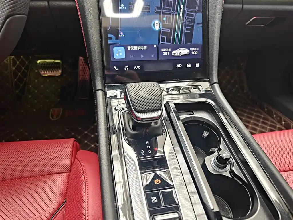 Hongqi H6 2024 Model 2.0T Fashion Edition фото 7