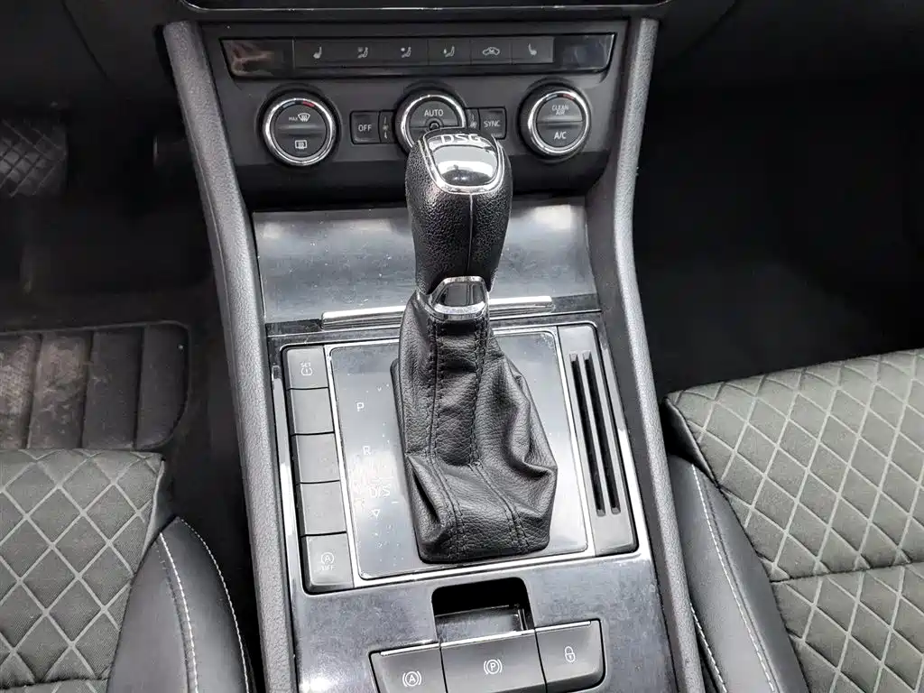 Škoda Superb 2018 TSI280 DSG Comfort (China V) фото 13