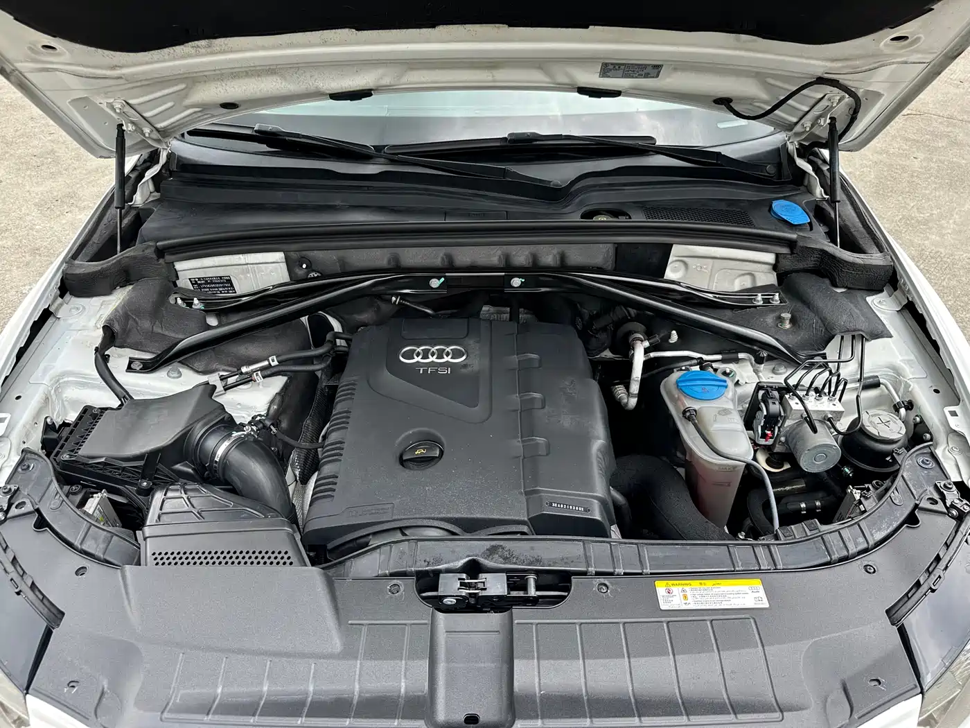 Audi Q5 2012 2.0TFSI Comfort фото 16