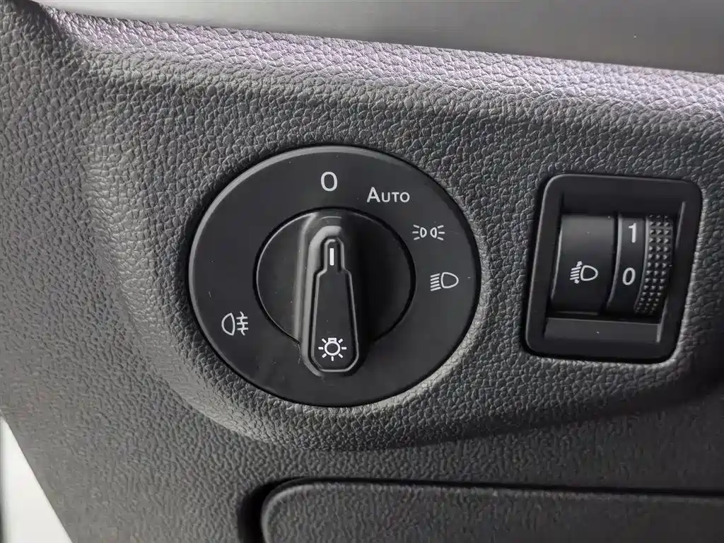 Volkswagen Lavida 2024 Model 1.5L Automatic 5 Million Edition фото 21