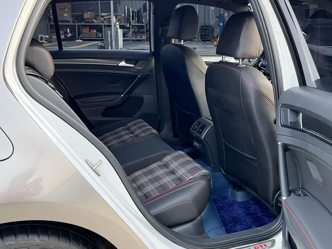Volkswagen Golf GTI 2019 2.0TSI GTI (China V) фото 13