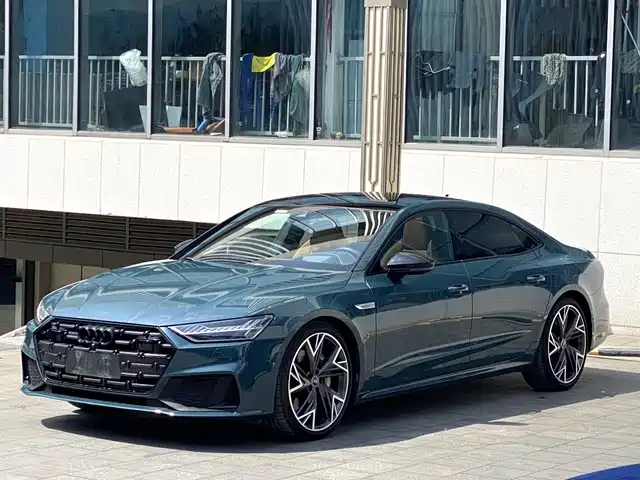 AUDI A7L