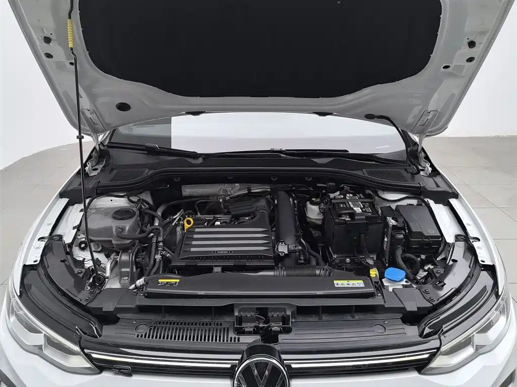Volkswagen Golf 2023 Facelift 280TSI DSG R-Line Lite фото 6