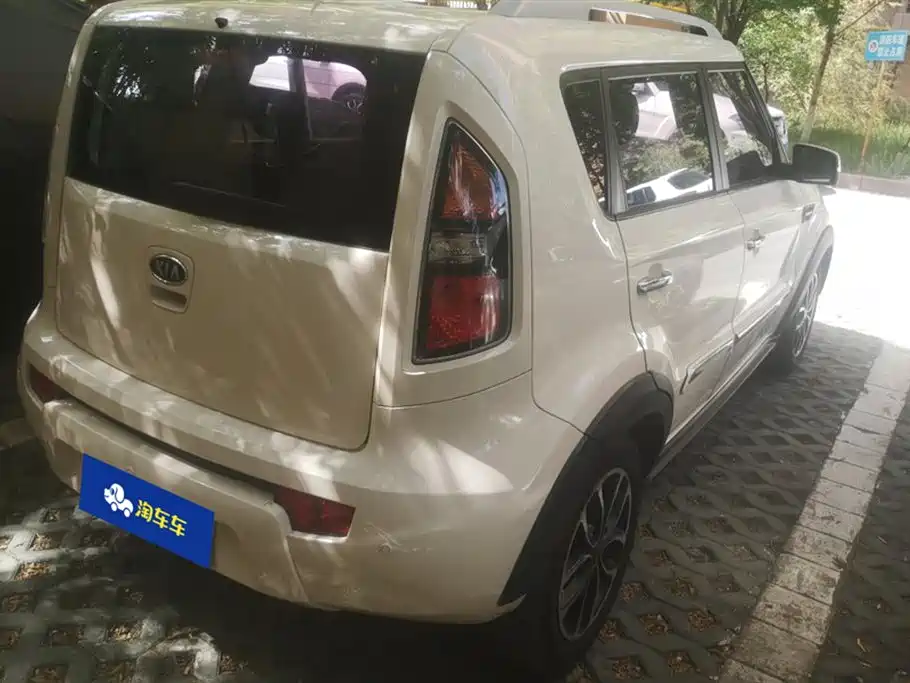 Kia Soul 2013 1.6L AT Premium фото 3