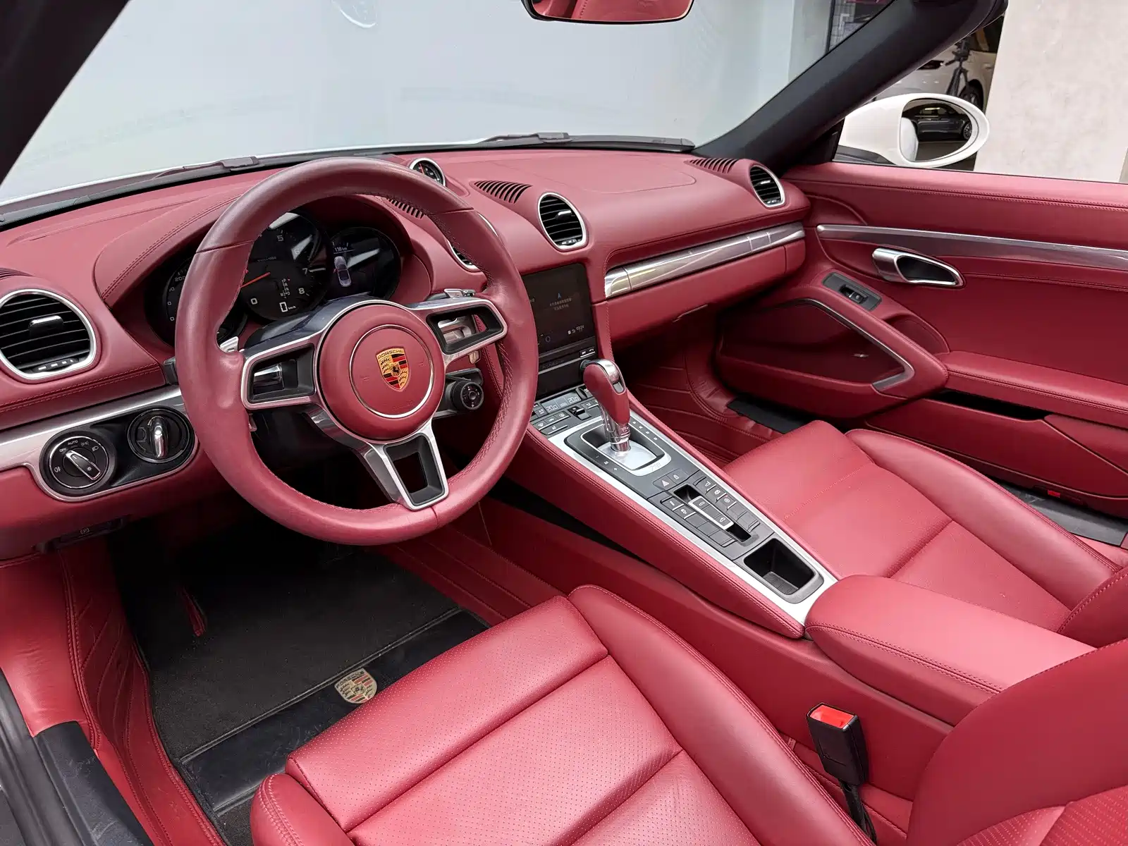 Photo 7 - Porsche 718