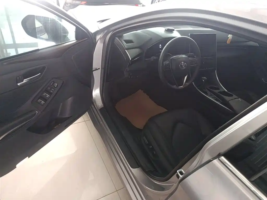 Toyota Avalon 2022 2.0L Luxury Edition фото 16