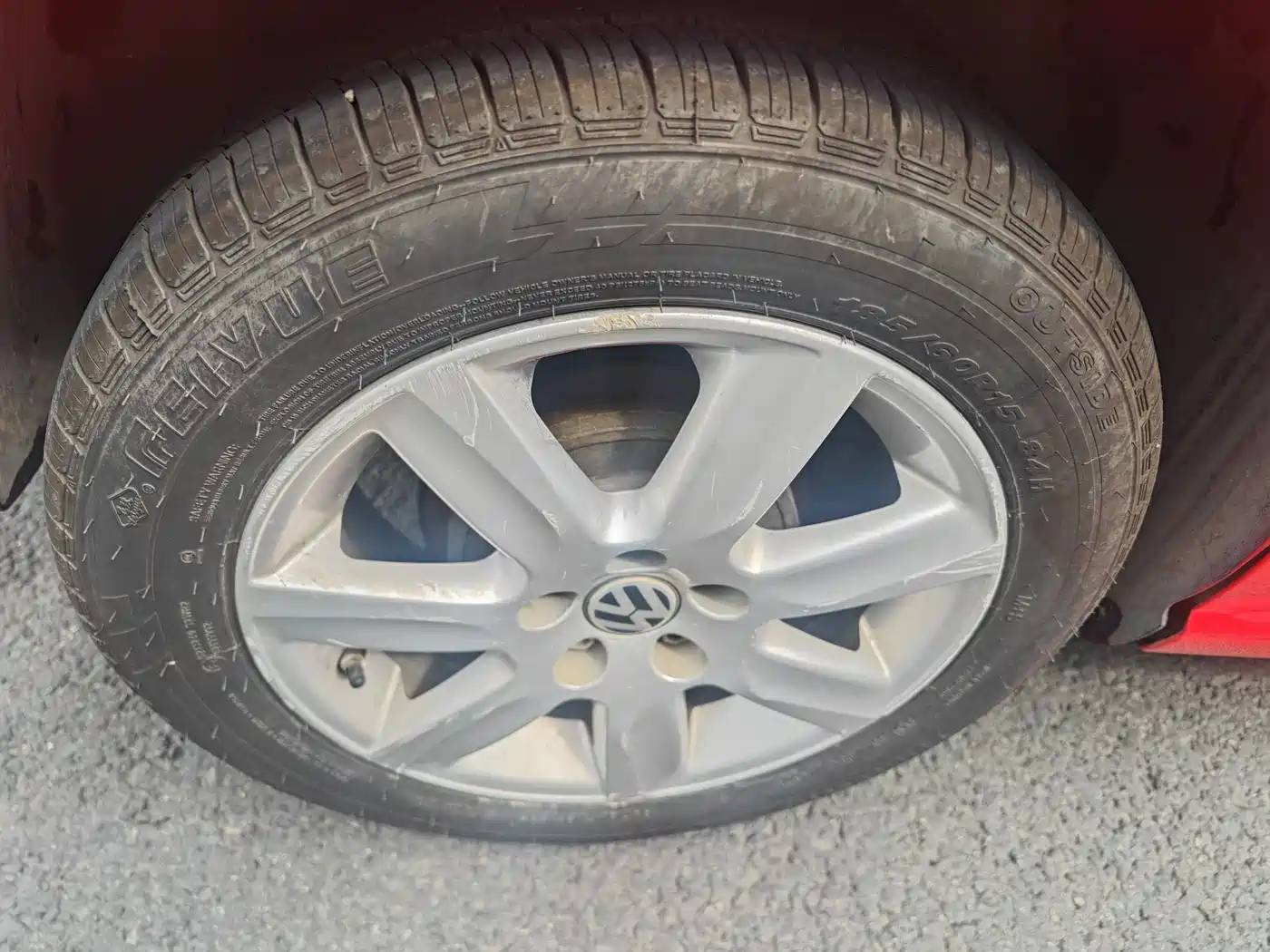 Volkswagen Polo 2011 1.6L Automatic Cool Edition фото 8