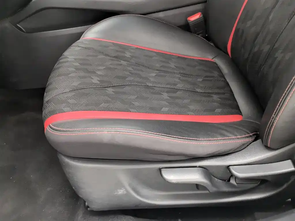 BAIC Senova D50 2020 2018 1.5L CVT Luxury Smart Drive Edition