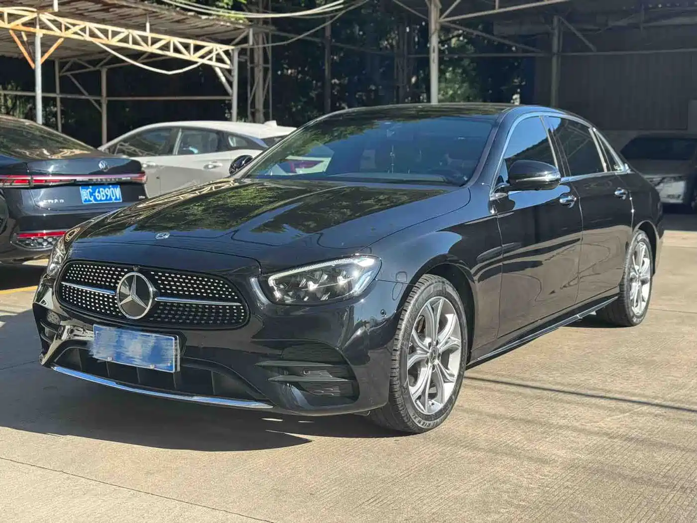  E CLASS