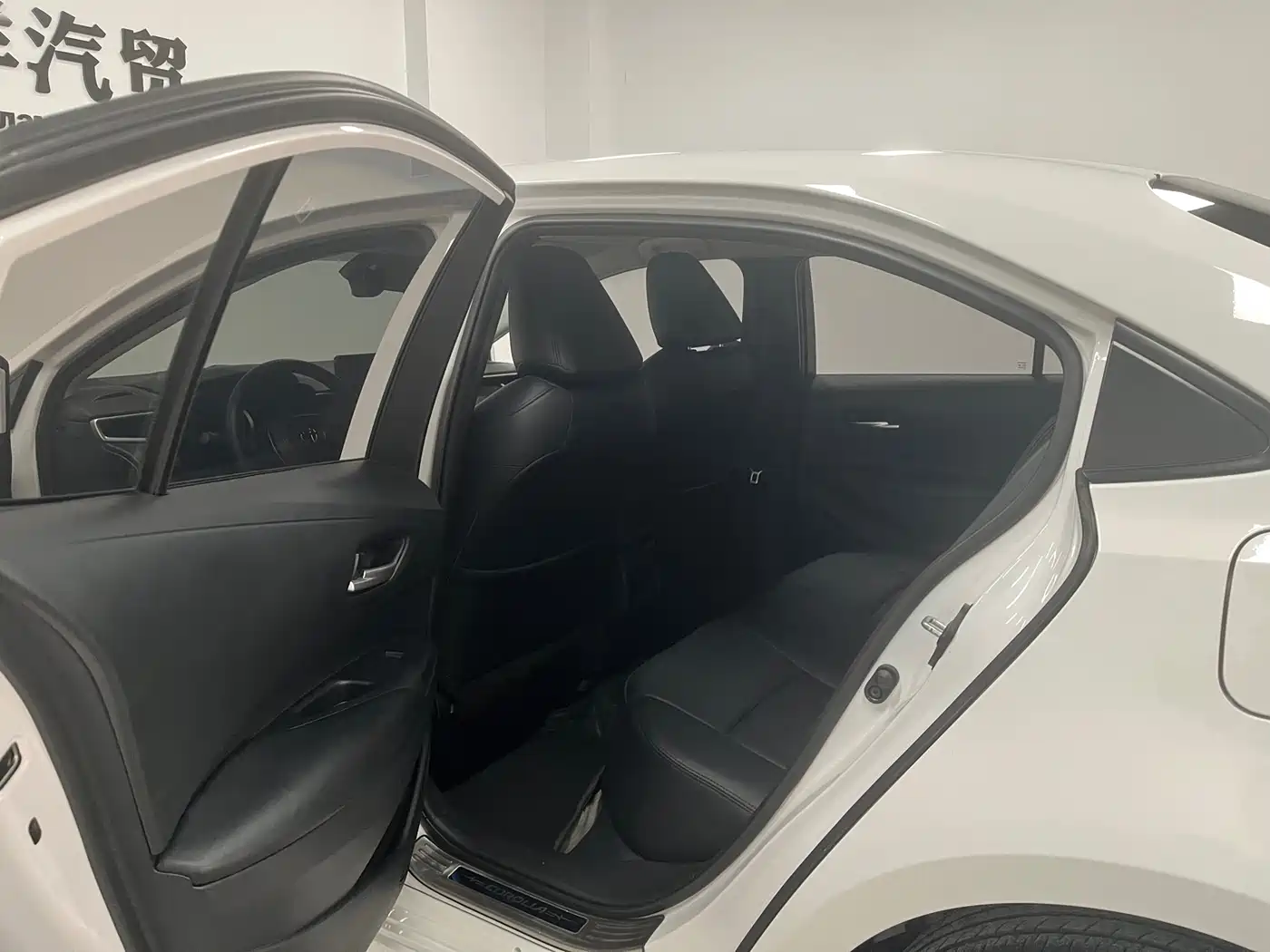 Toyota Corolla 2023 1.2T Pioneer Edition фото 8