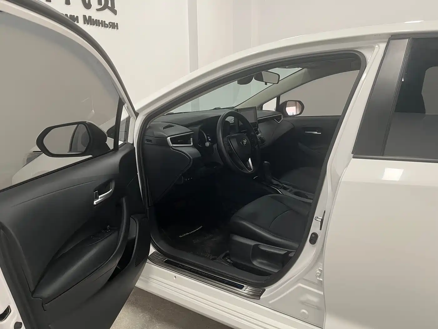 Toyota Corolla 2023 1.2T Pioneer Edition фото 7