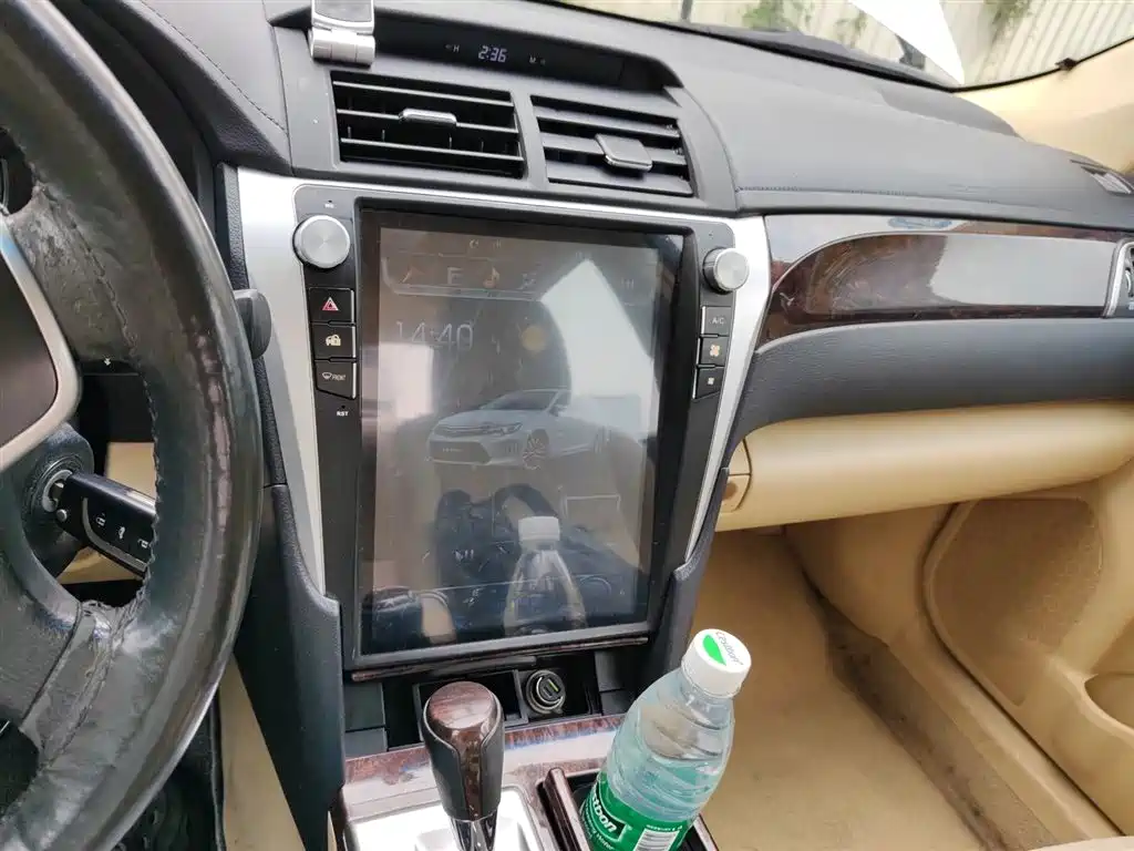 Toyota Camry 2015 2.0G Leading Edition фото 9