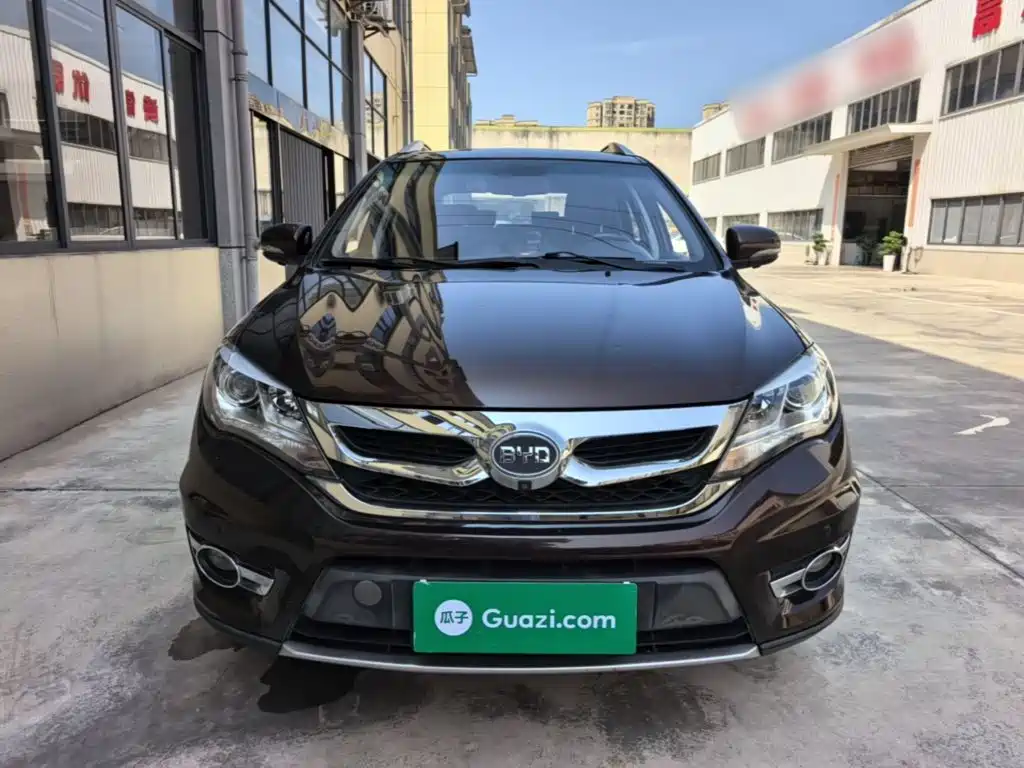 BYD S7 2015 2015 2.0T Automatic Premium