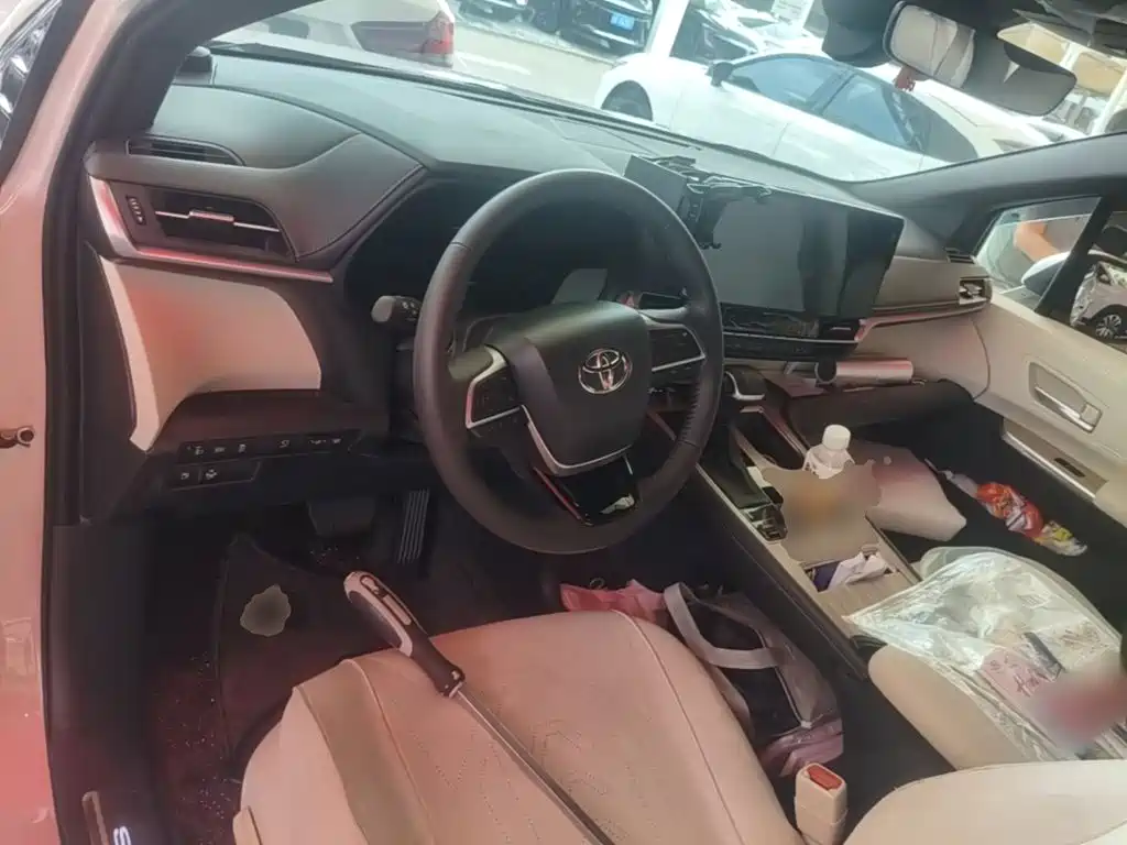 Toyota Sienna 2026 2026 2.5L Hybrid AWD Premium Edition