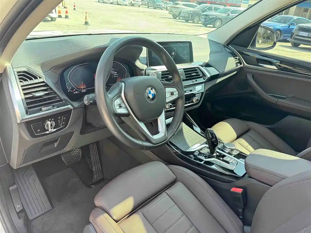 BMW X3 2021 Facelift xDrive25i Luxury Package фото 13
