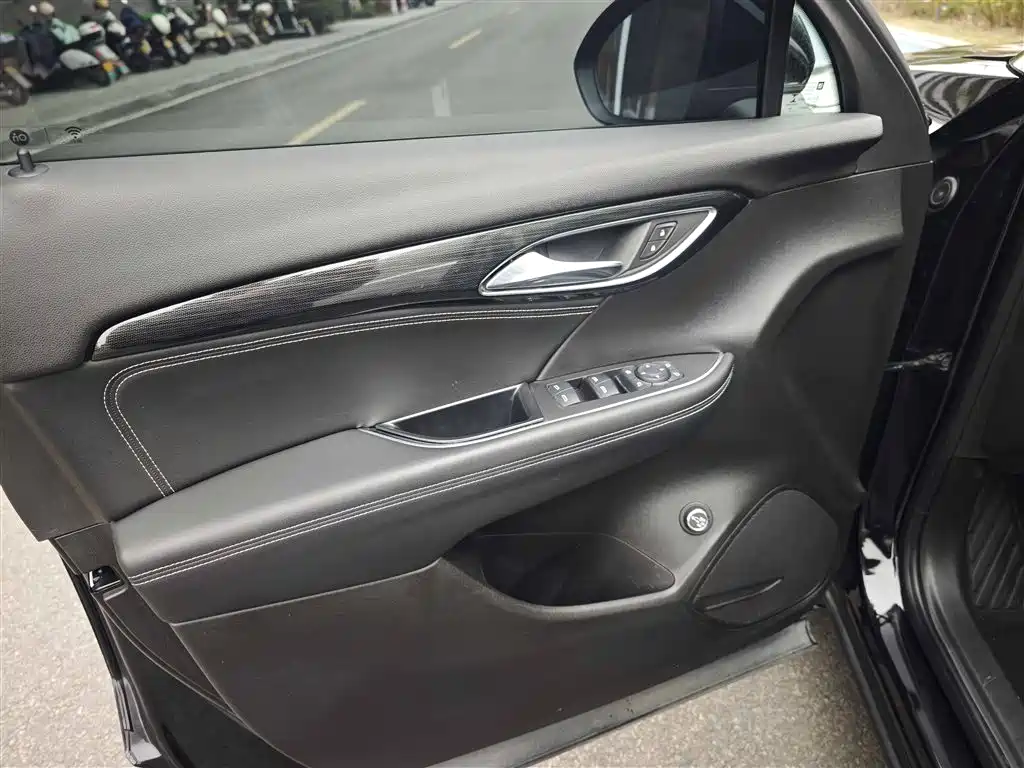 Buick Envision Plus 2022 Enclave Plus 652T 5-Seater Luxury фото 14