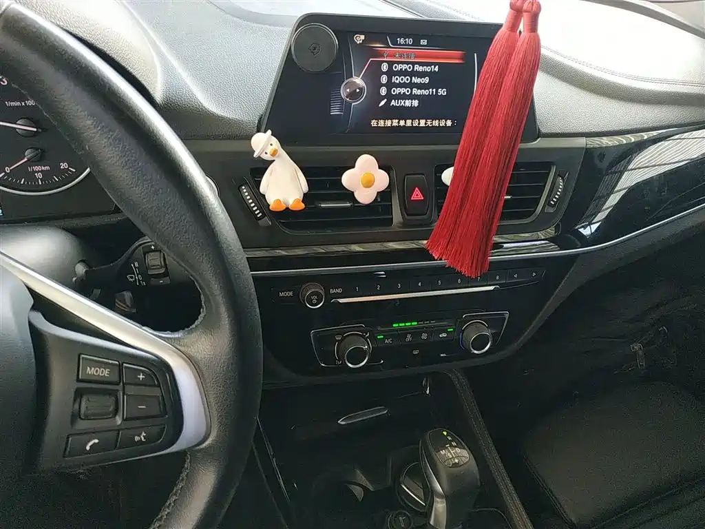 BMW 1 Series 2017 118i Sport фото 13