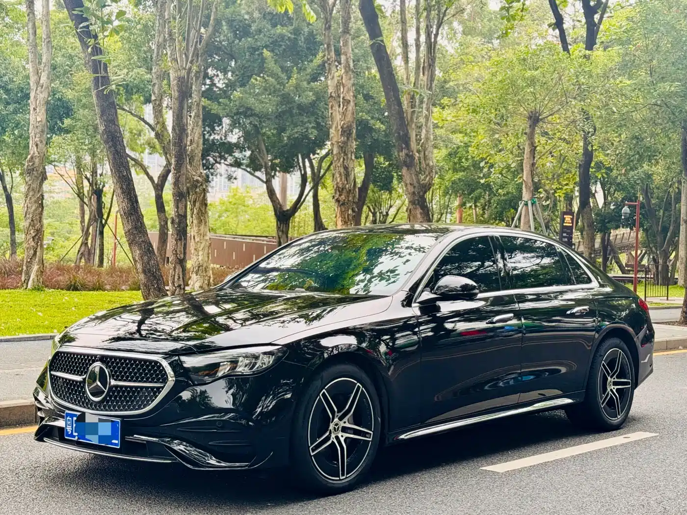 Mercedes-Benz E-Class 2025 Facelift E 300 L Luxury Sport
