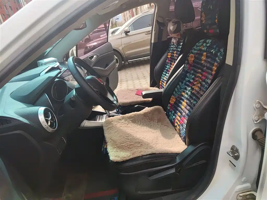 BYD Yuan 2017 1.5L Auto Cool Fashion фото 8
