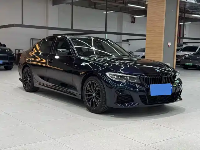 BMW 3 325i, M Чёрный спорт-пакет