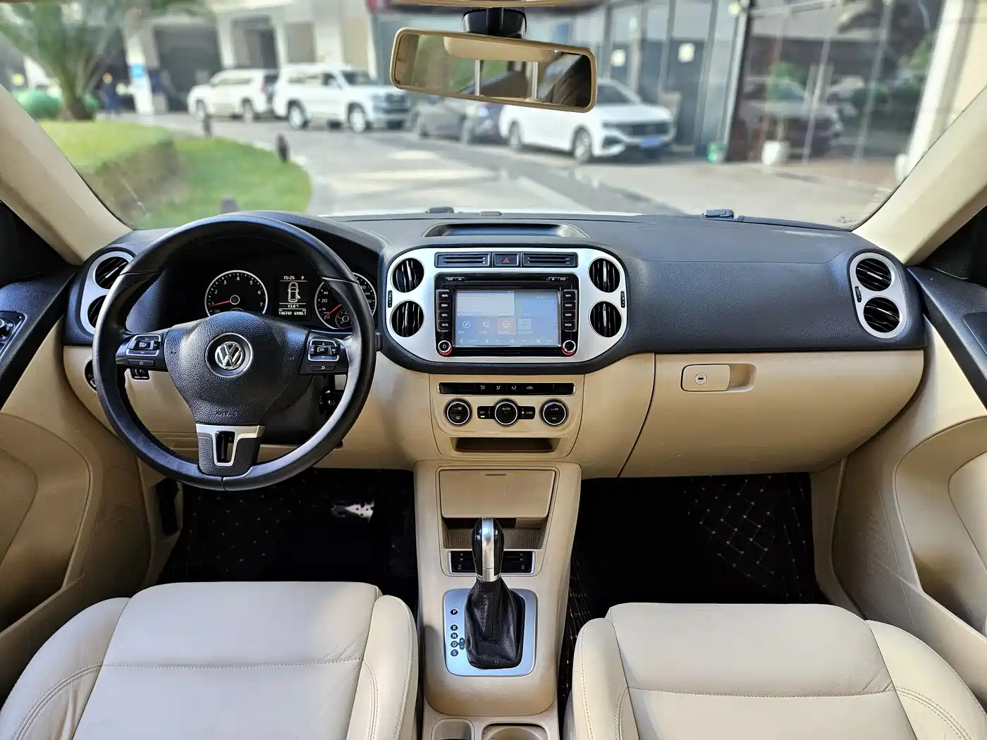 Volkswagen Tiguan 2015 1.8TSI Automatic 2WD Comfortline фото 7