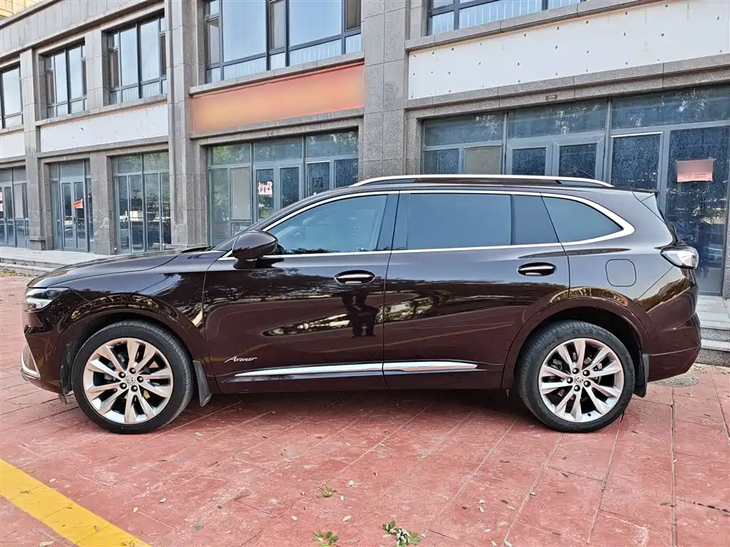 Buick Envision Plus 2022 Envision Plus Avenir 5-Seater фото 9