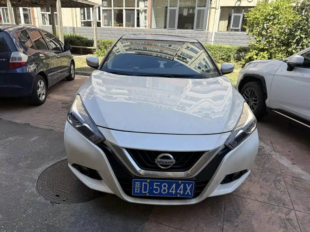 Nissan Bluebird, миниатюра 2