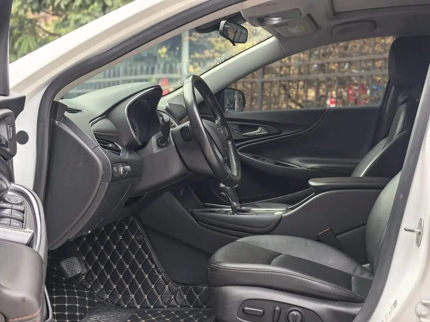 CHEVROLET MAI RUIBAO XL