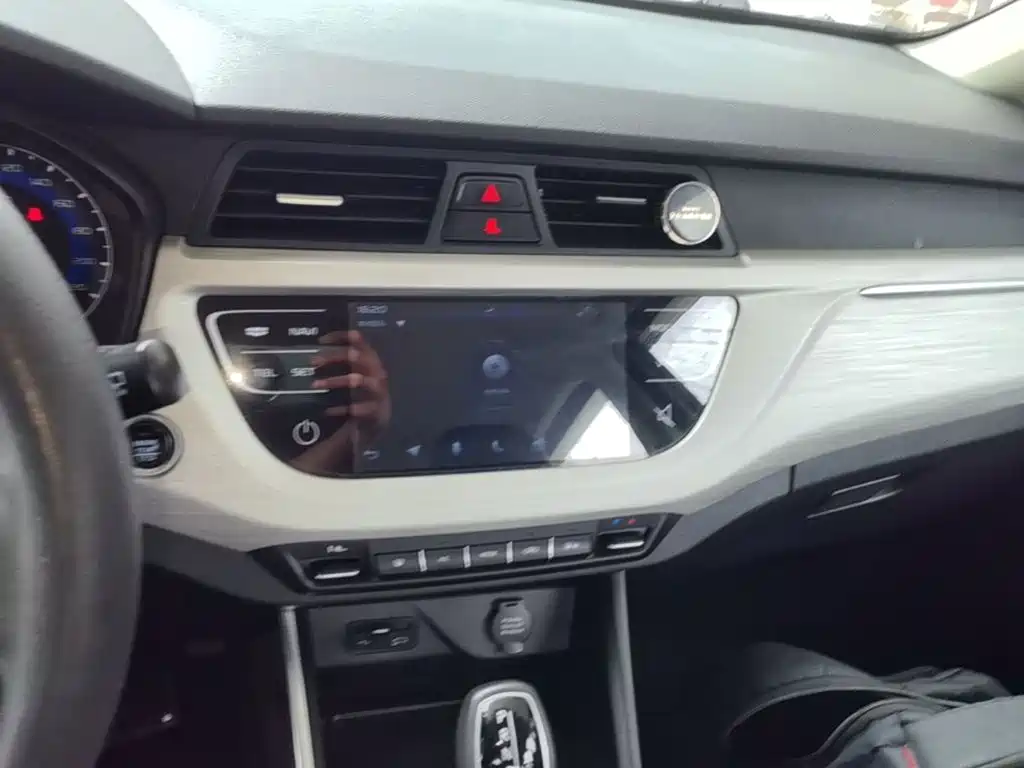 Geely Vision X3 2021 2020 1.5L CVT Elite