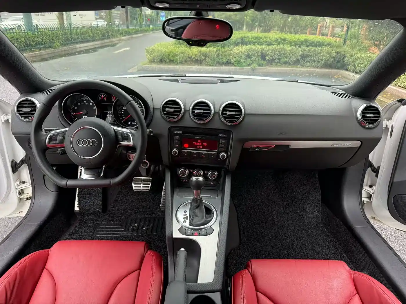 Фото 8 - Audi TT
