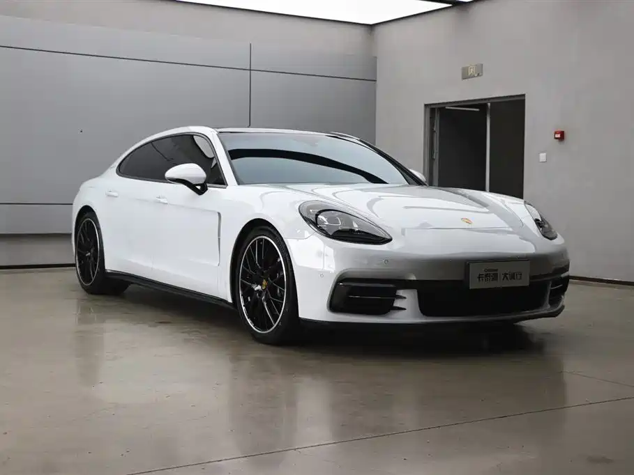 Porsche Panamera 2019 Panamera Executive Long Wheelbase 2.9T фото 26