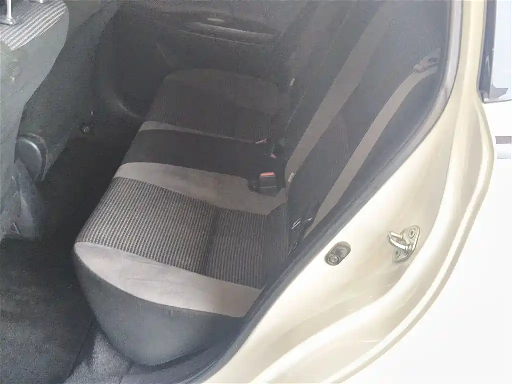 Toyota Vios FS 2021 1.5L CVT Fengchi Edition фото 17