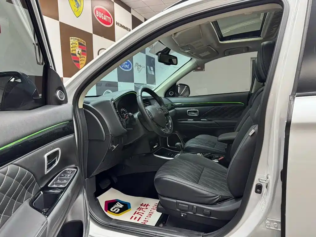 Mitsubishi Outlander 2022 2021 2.0L 2WD Yaodong Edition 5-seater