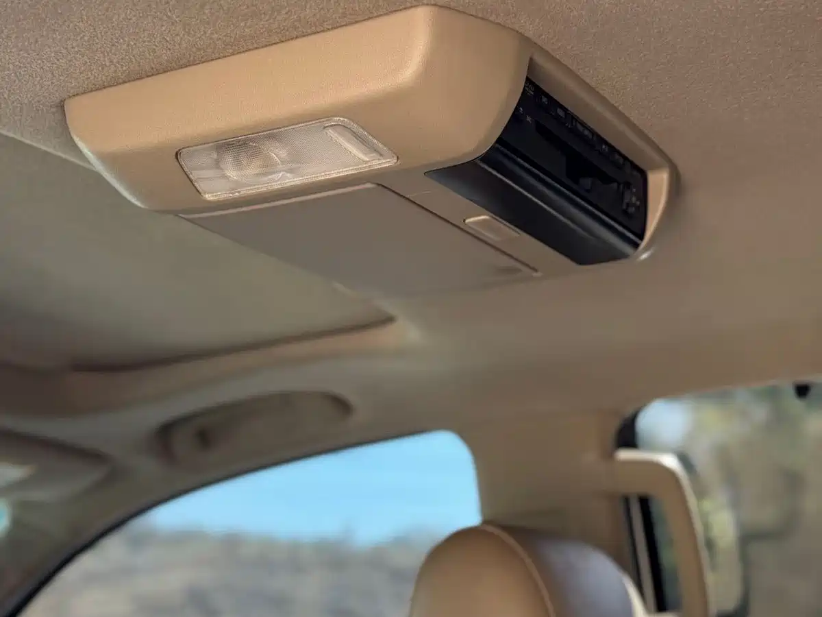 Toyota Sequoia 2012 2010 5.7 Platinum Edition