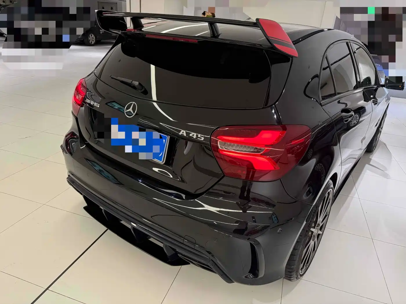 Mercedes-Benz A-Class AMG (Import) 2018 AMG A 45 4MATIC Collector's Edition фото 3