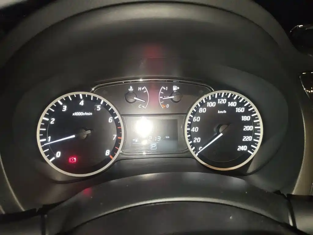 Nissan SYLPHY, миниатюра 4