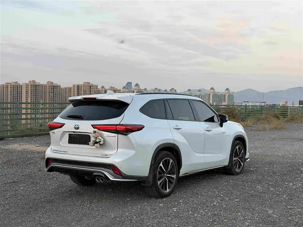 Toyota Crown Kluger 2022 2021 2.5L HEV 4WD Premium