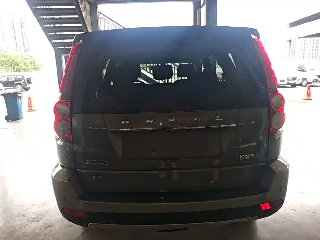 Haval H5 Classic 2015 2015 2.0L Manual 2WD Aspiring
