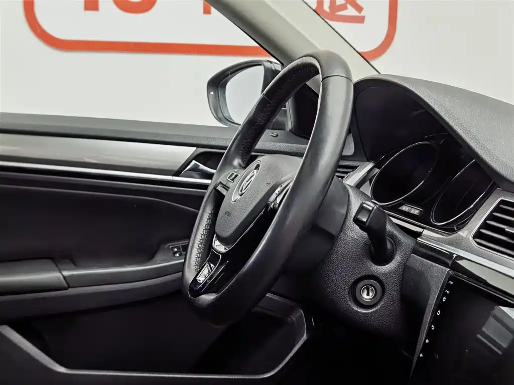 Volkswagen Bora 2016 Model 1.6L Automatic Comfort фото 22