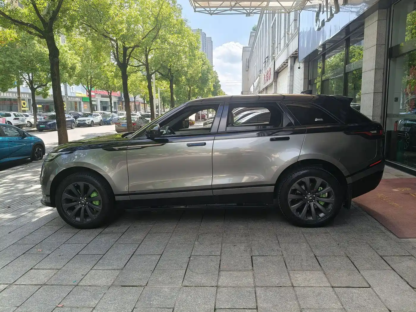 Фото 5 - Land Rover Range Rover Velar