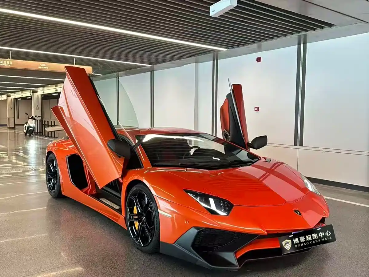 Lamborghini Aventador 2011 LP 700-4