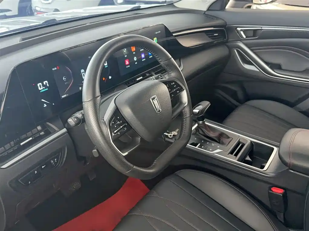 صورة 15 - Besturn Bestune T55