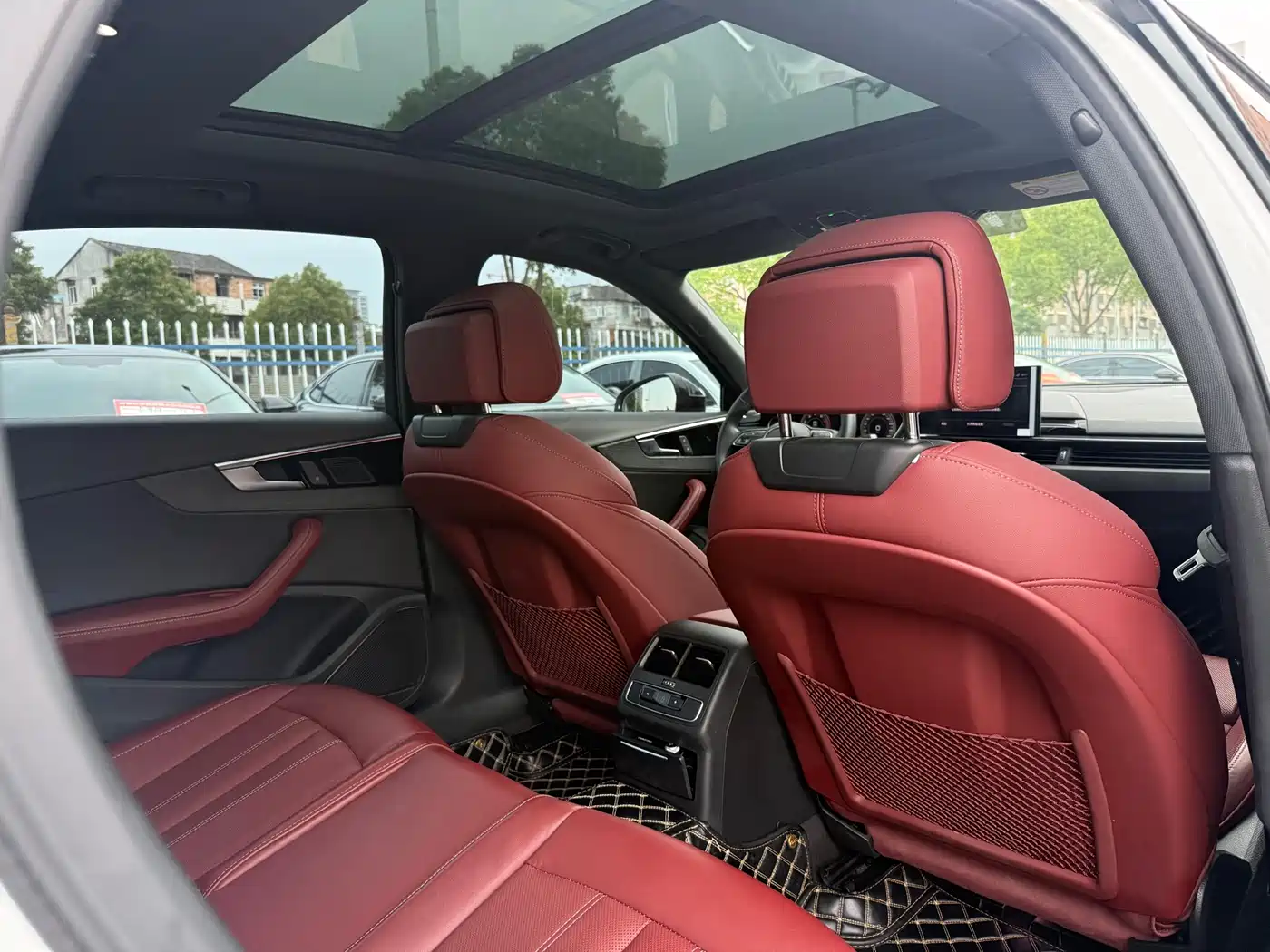 Audi A4L 2023 40 TFSI Bang&Olufsen Starlight Edition фото 16