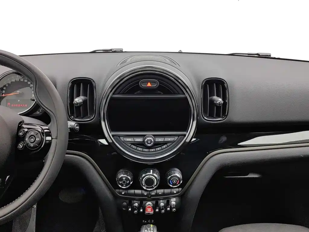 Фото 12 - MINI COUNTRYMAN